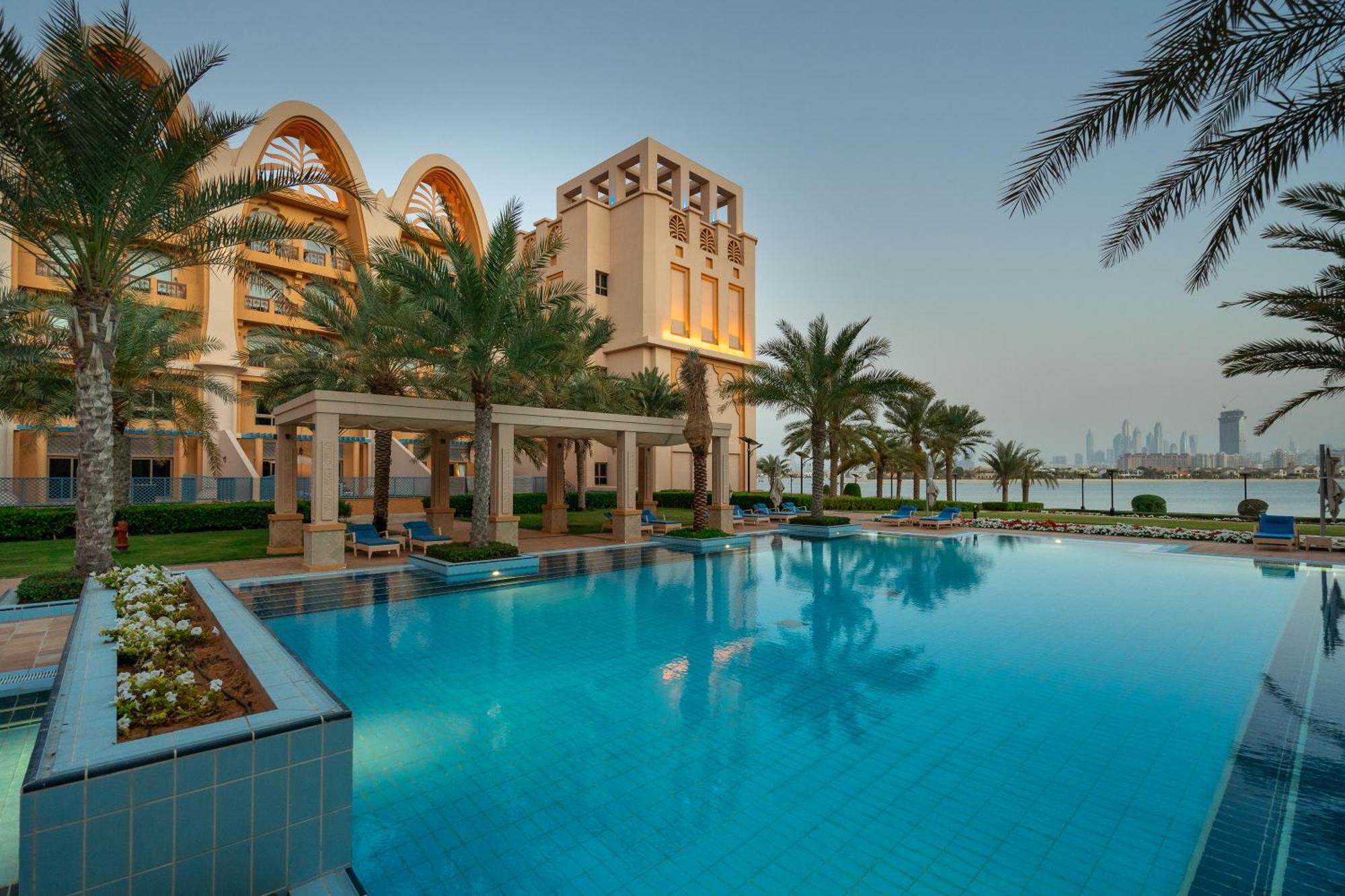 Simply Comfort In Sarai Palm Jumeirah Dubai Eksteriør bilde