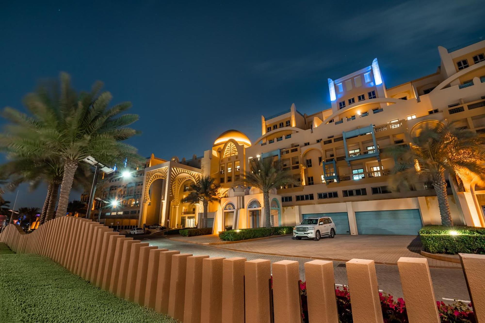 Simply Comfort In Sarai Palm Jumeirah Dubai Eksteriør bilde